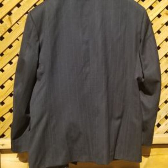 Henley Mens 44 R blazer jacket and Pant Suit - Picture 2 of 8